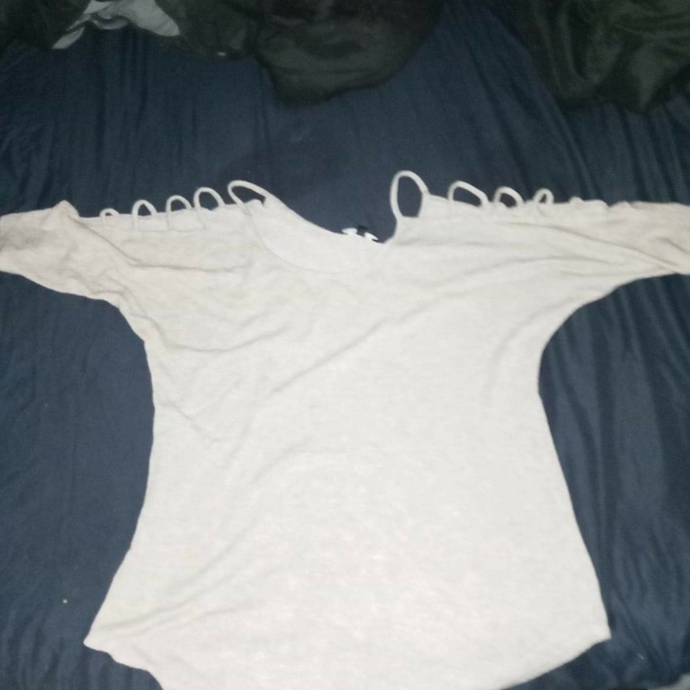 Soprano grey shirt